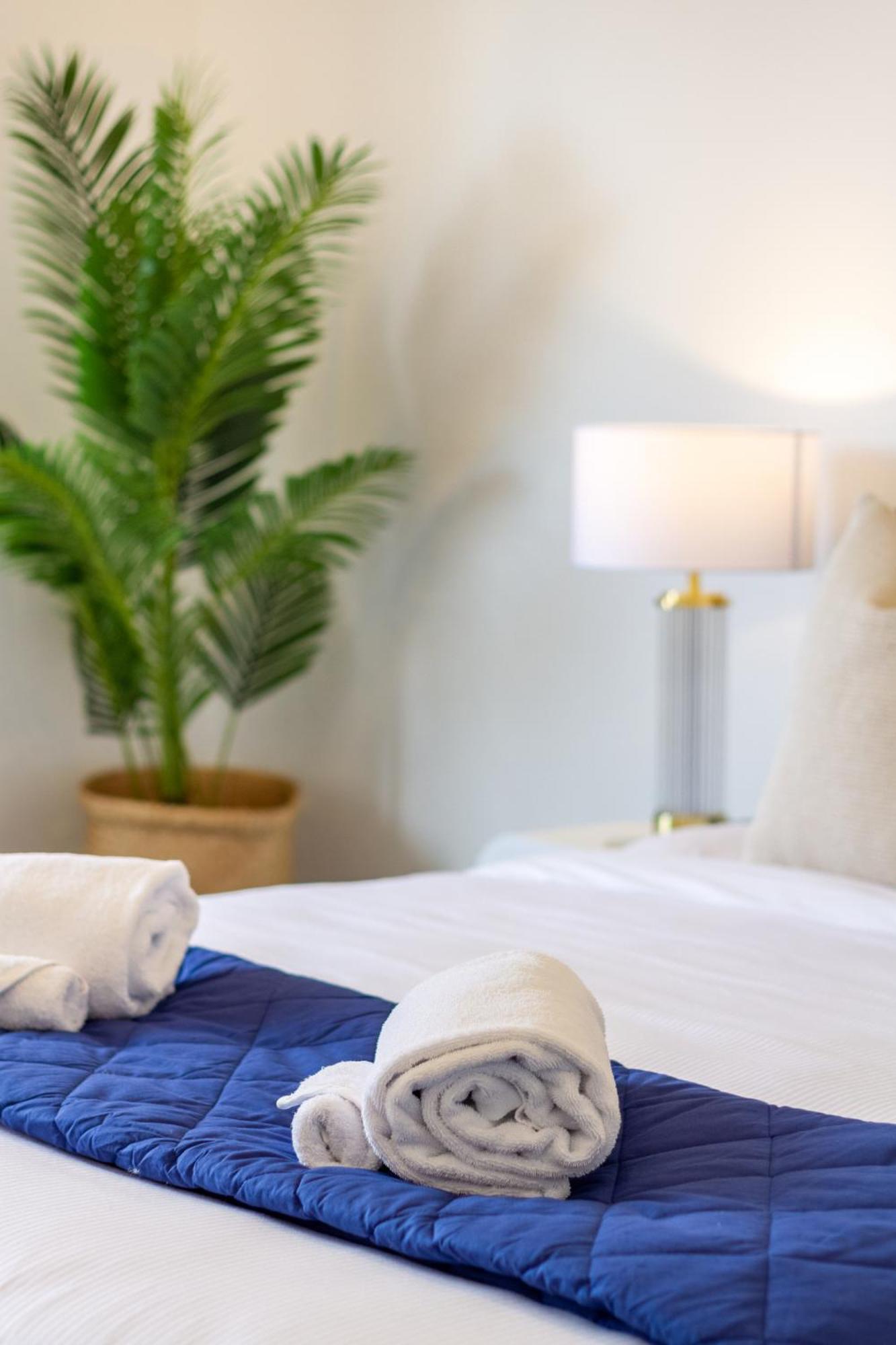 Central Christchurch Santorini Style 1Br Studio Ngoại thất bức ảnh